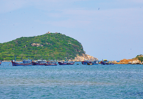 Đổi gió cuối tuần ở vịnh Vĩnh Hy - Sài Gòn Tiếp Thị