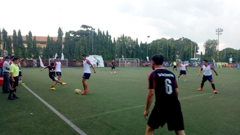 Giải bóng đá phong trào Cúp Thắng Lợi: VCG-Bankmart thắng đậm Easy Credit