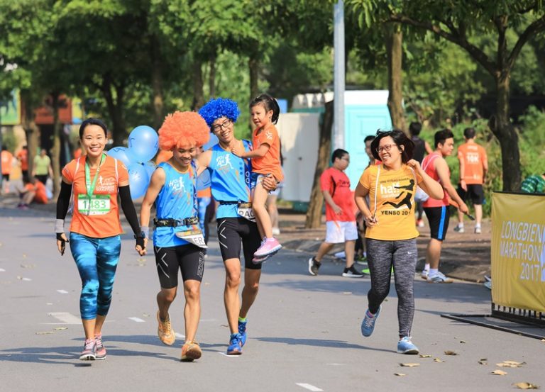 Tháng 10: Vào mùa thi chạy