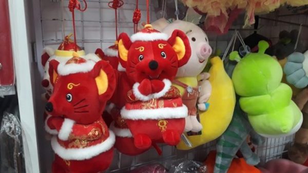 Đa dạng quà lưu niệm hình chuột cho năm mới