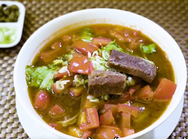 Mục sở thị tô “mì bò tổng thống” có giá hơn 7 triệu đồng ở Đài Loan Mục sở thị tô “mì bò tổng thống” có giá hơn 7 triệu đồng ở Đài Loan