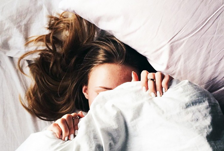 Kế hoạch giảm cân “phá sản” nếu duy trì những thói quen này vào ban đêm