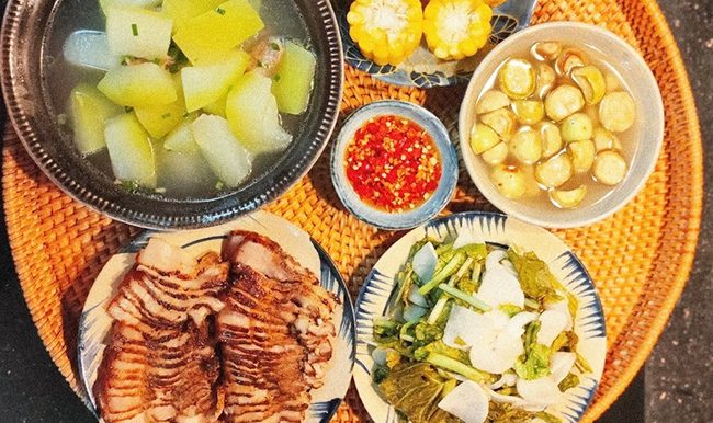 Mâm cơm 16.8_Nhật Thảo_650