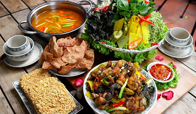 Trưa nay ăn gì: xua tan mệt mỏi với nồi lẩu ếch ngon bổ cuối tuần Trưa nay ăn gì: xua tan mệt mỏi với nồi lẩu ếch ngon bổ cuối tuần