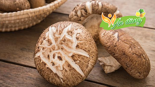 Dinh dưỡng mùa dịch: ăn nấm đông cô để tăng sức đề kháng Dinh dưỡng mùa dịch: ăn nấm đông cô để tăng sức đề kháng