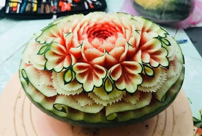 Nghề cắt tỉa tạo hình hoa quả: tưởng khó mà không khó - Sài Gòn ...
