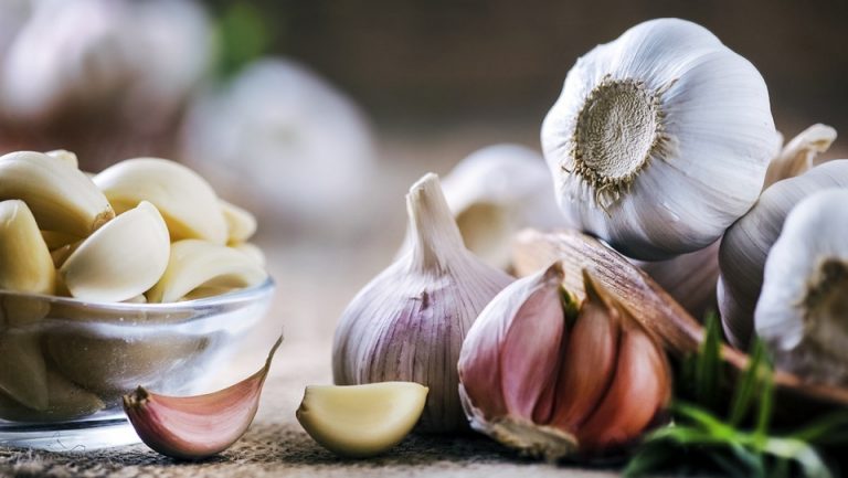 Thực phẩm giúp thận khỏe để chiến đấu cùng Covid