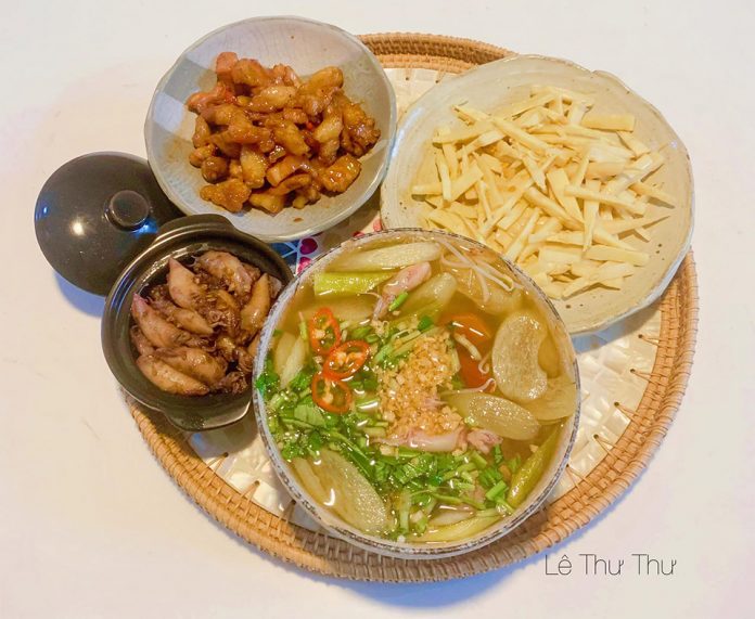 Ảnh mâm cơm 27.6