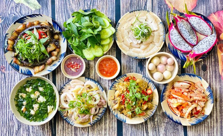 Công thức mâm cơm “gia đình hạnh phúc” từ chuyên gia nhóm ẩm thực