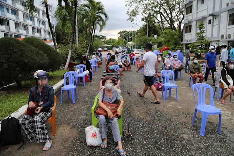 TPHCM: quận Bình Thạnh đưa 2.000 người “rời” vùng nguy cơ cao