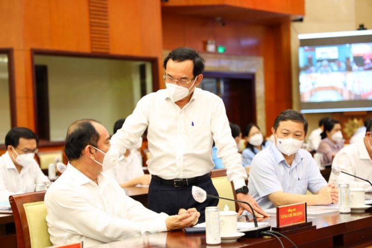 TPHCM thống nhất lộ trình 3 giai đoạn “mở cửa” phát triển kinh tế – xã hội