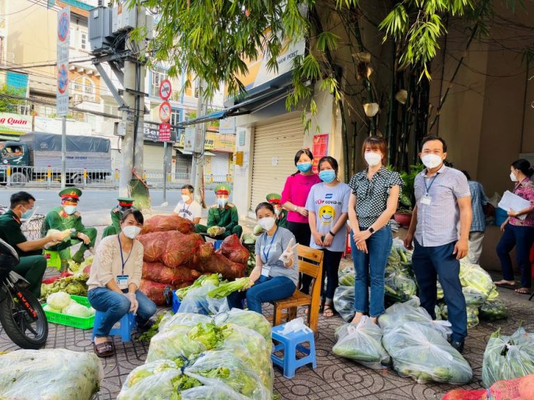 Tình nguyện viên tham gia chống dịch: Tôi mang về một hành trang nghĩa tình