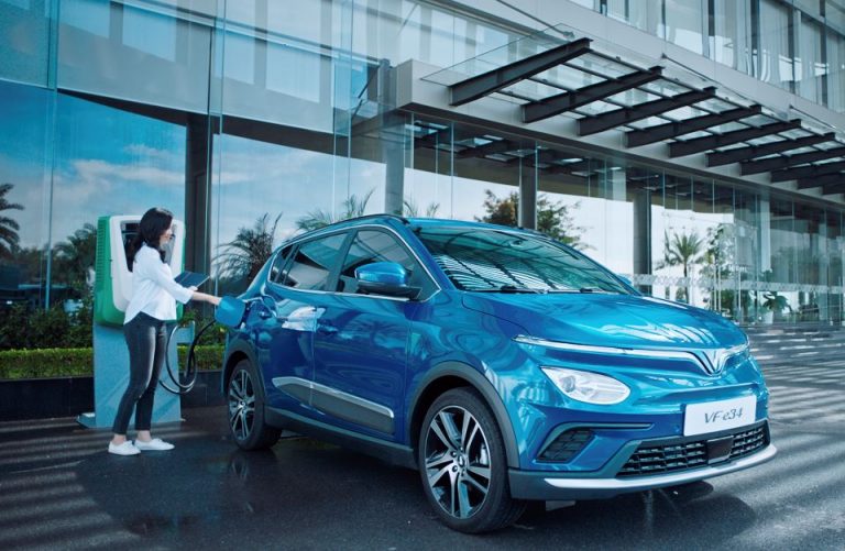 Ô tô chạy điện của Vinfast có giá 690 triệu đồng tại thị trường Việt Nam