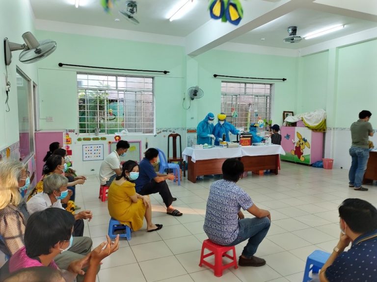 Ngày 17-10: Có 3.193 ca mắc mới, TPHCM hơn 1.000 ca