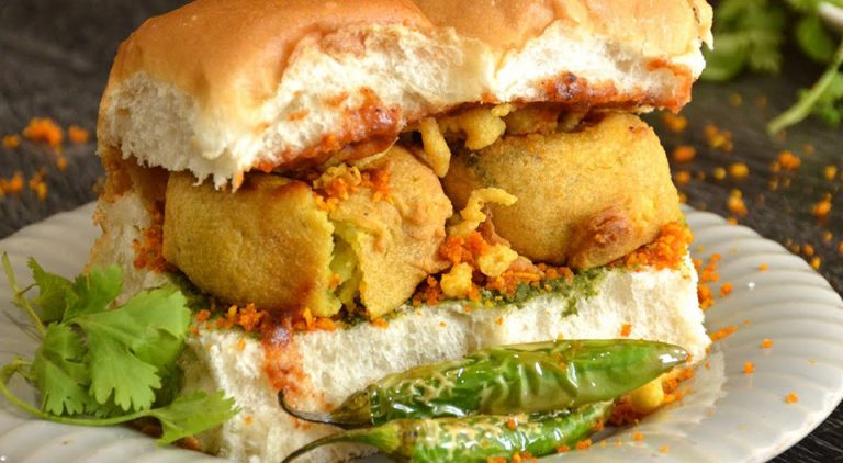 Khám phá món ăn đường phố nổi tiếng bậc nhất của Ấn Độ