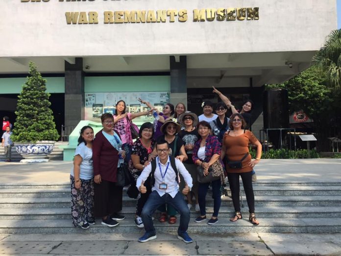 Khách tham quan TPHCM