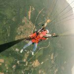 Bay dù lượn ở Đồi Bù, Hà Nội _ Ảnh: Trần Hiếu