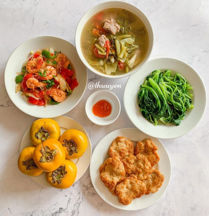 Ảnh mâm cơm 5.12