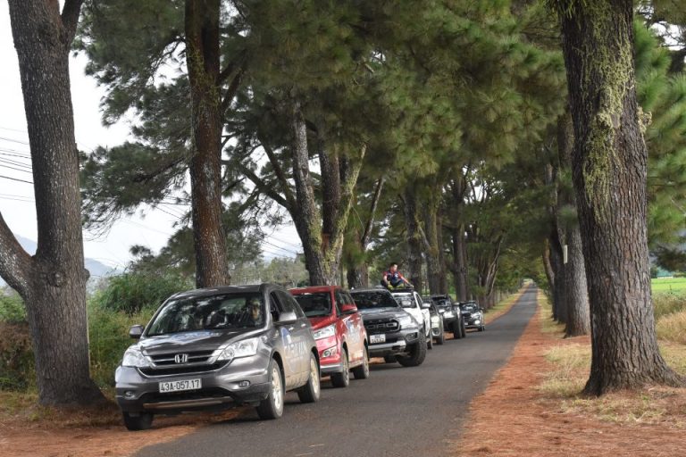 Caravan lên Tây Nguyên: “Cuộc đua kỳ thú” trên miệng núi lửa