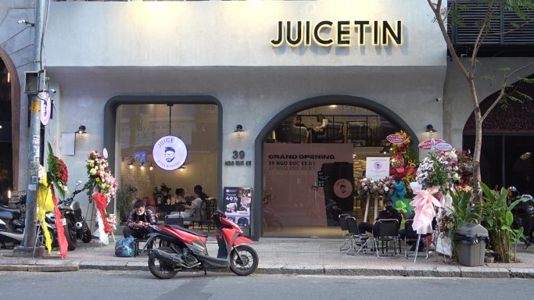 Khó khăn do đại dịch, “cho thuê mặt bằng” dán kín khắp nơi