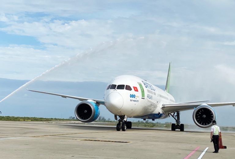 Thủ tướng: Triển khai việc khôi phục các đường bay quốc tế đến Việt Nam Thủ tướng: Triển khai việc khôi phục các đường bay quốc tế đến Việt Nam